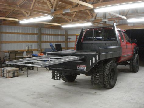 Custom flatbed with a hidden self storing loading ramp. Flatbed Truck Beds, Custom Flatbed, Truck Accesories, Welding Trucks, Welding Rigs, Custom Truck Beds, Flatbed Truck, Truck Flatbeds, Truck Mods