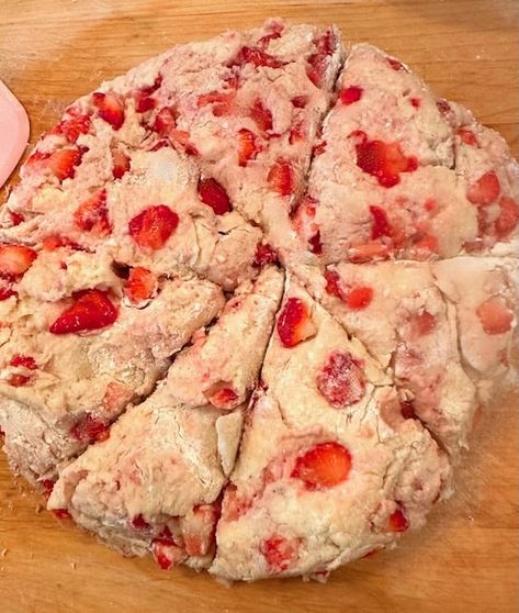 Easy Strawberry Ricotta Scones - A Scottish Treat - La Bella Vita Cucina Ricotta Scones, Strawberry Ricotta, Vegetarian Italian Recipes, Baking Scones, Trip To Scotland, Vegetarian Italian, Sweet Pastry, Easy Strawberry, Sweet Pastries