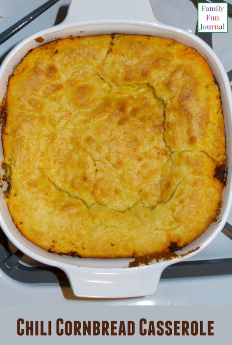 Chilli Cornbread Casserole, Box Cornbread, Chili Cornbread Bake, Cornbread Dishes, Chili Cornbread Casserole, Banana Bread Recipe Easy Moist, Rock Crock Recipes, Jiffy Cornbread Recipes, Chili Cornbread