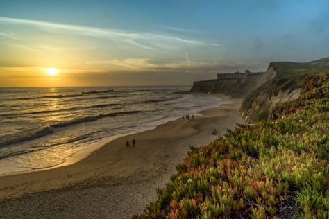 This Charming Town Just Outside Of San Francisco Is A Must Visit Wisconsin Camping, South San Francisco, Best Campgrounds, Half Moon Bay, Redwood City, California Coastal, Summer Destinations, Famous Places, Camping World