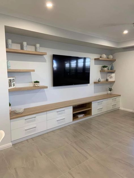 Built In Shelves Living Room, Living Room Wall Units, Living Room Built Ins, Living Room Entertainment Center, Basement Living Rooms, Flat Screen Tv, Basement Makeover, Living Room Entertainment, Ideas Living Room