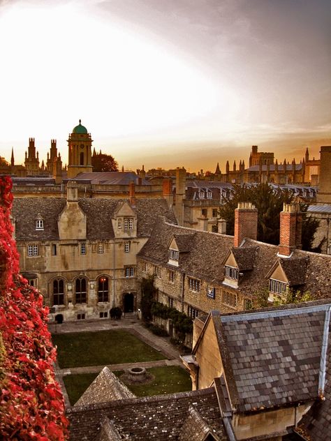 Teddy Hall in the Autumn, taken by a student and found on their webpage. The view is from the top of Kelly. Oxford United Kingdom, Oxford College, Oxford City, Sole Survivor, Castles In Ireland, Art College, European Aesthetic, Oxford England, Cambridge University