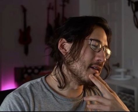 Markiplier Hair, Markiplier Wallpaper, Markiplier Memes, Mark And Ethan, Youtube Gamer, Instagram Direct, The Perfect Guy, Markiplier, Best Youtubers