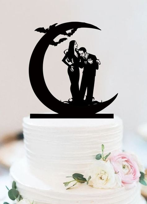 Morticia And Gomez Wedding Theme, Adams Family Wedding Theme, Morticia And Gomez Wedding, Gomez And Morticia Wedding, Adams Family Wedding Cake, Addams Family Wedding Cake, Addams Family Cake Topper, Adams Family Wedding, Wedding Cake Gothic