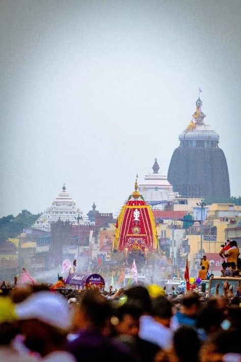 Rath Yatra Photo, Puri Jagannath Painting, Jagannatha Beautiful Images, Jagannath Rath Yatra, Shree Jagannath, Traveling Photos, Ratha Yatra, Jay Jagannath, Jagannath Temple