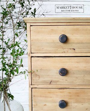 How To Get This Look! Raw Dresser Makeover — Market House Restorations Dresser Kids, Dyi Painting, Raw Wood Furniture, Nicole Curtis, Country Chic Paint, House Restoration, Dressers Makeover, Wooden Dresser, Diy Furniture Renovation