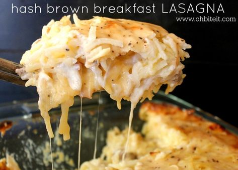 hash brown breakfast lasagna Breakfast Casserole With Gravy, Breakfast Lasagna, Hash Brown Breakfast, Country Gravy, Breakfast Hashbrowns, Hash Brown, What's For Breakfast, Hash Browns, How To Cook Sausage