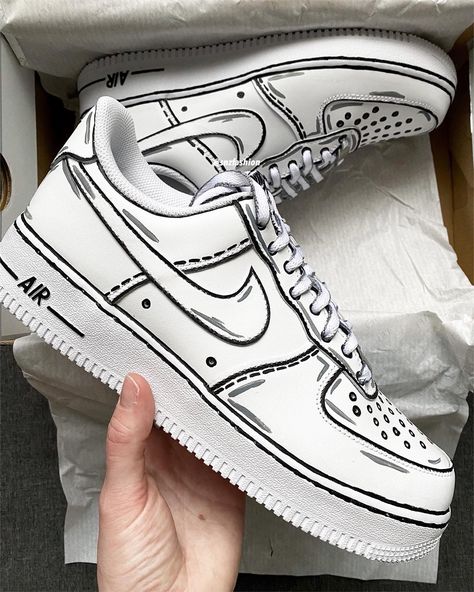 👟Price includes brand new pair of shoes (Nike Air Force 1 Low) +FREE SHIPPING ONLY FOR NETHERLANDS & BELGIUM.  👩🏼‍🎨 We work with: -special permanent paint(angelus brand) -2 extra protective layers(damage/scratchfree & waterproof) 🧼Cleaning the shoes: only with waterbased products on the paint, no acetone,no washing machine.   💘Wear them with love! A lot of hours goes in these artworks. So please be careful with them. 📩All shoes are made on request/order. NL/BE&EUROPE: 2-3 week Air Force 1 Cartoon, Af1 Shoes, Air Force Shoes, New Nike Air Force, Air Force 1 Custom, Custom Air Force 1, Cartoon Black, Custom Nikes, Air Force Ones