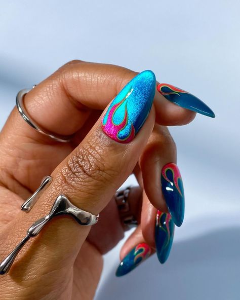 My August wrapped 🎀 Learn how to create similar cat eye designs in my online workshop - DM to join ❇️ 💙🍯 🩵🔥 💛x🦷 in collaboration with @jennieshaw 🧞‍♀️ 🍊 🐚 🚀 💧 _ _ #nailart #nailsoftheday #nailstagram #explorepage#nailinspo #stilettonails #nails #nailitdaily#nails#naildesigns #nailartreel #springnailart #chrome#chromenails #chromenailart #pinknails #gold #fallnails #silver#cateye#cateyenails #magneticnails #glass #summernails#nailartist #nailinspiration #colourfulnails Chameleon Chrome Nails, Cat Eye Nails With Chrome, Fall Cateye Nails Designs, Cat Eye Aura Nails, Cool Chrome Nails, Cat Eye Nails With Design, Fall Cateye Nails, Chakra Nail Art, Cat Eye Design Nails