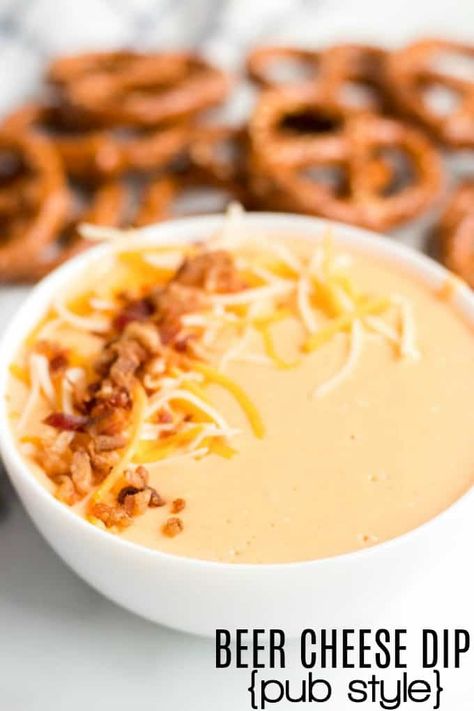 Beer Cheese Dip Recipe, Nachos Cheese Dip, Appetizers Easy Dips, Best Dip Recipes, Carrots Broccoli, Chili Cheese Dips, Football Parties, Beer Cheese Dip, Cheese Dip Recipes