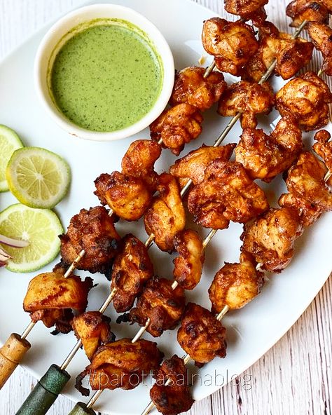 Summer is here and we love grilling. And my kids loves chicken so I always try to make different kinds of kebabs for them. This is one such kebab that tastes absolutely delicious. You can just snack on it with yogurt mint chutney. Indian Cuisine Recipes, Mint Chutney, Eid Food, Kebab Recipes, Indian Bread, Snack Board, Fusion Food, Chicken Tikka, Kebabs