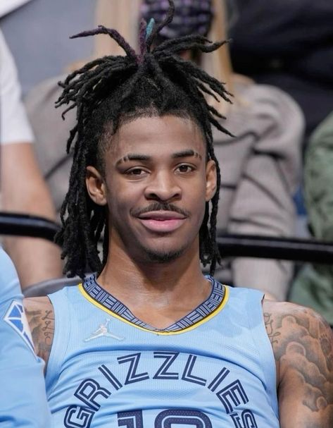 Ja Morant Hair (Detailed Look) | Trendy & Cute Dreadlocks Hairstyles | Ja Morant Inspired Hairstyle Ideas | Ja Morant Aesthetic #DreadlocksInspiration #jamorantstyle #jamorantdunk #jamoranticon #basketballplayersaesthetic Ja Morant Hairstyle, Ja Morant Hair, Dyed Dreadlocks, 70’s Hairstyles, Short Curly Mohawk, Ja Morant Style, Eyebrow Slits, Short Curly Afro, Image Moto