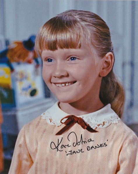 Karen Dotrice as Jane Banks in Walt Disney's Mary Poppins (1964) Jane Mary Poppins, 1964 Fashion, 1964 Birthday, Mary Poppins 1964, Character Guide, Disney Figures, Walt Disney Pictures, Disney Character, Mary Poppins