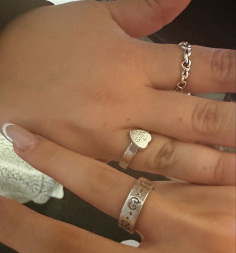 Matching Gucci Rings, Gucci Silver Jewelry, Dainty Silver Ring Stack, Gucci Ring Aesthetic, Ring Stacks Silver, Rings Silver Aesthetic, Aesthetic Silver Rings, Ring On Hand, Silver Ring Stack