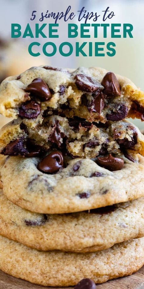 5 Tips for BETTER Cookie Baking - these simple hacks will help you bake cookies and make them turn out perfect every time. Small Batch Chocolate Chip Cookies, Small Batch Cookies, Chocolate Chip Pudding Cookies, Popular Cookies, Cherry Cookies, Gluten Free Chocolate Chip Cookies, Chocolate Chip Cookies Recipe, Soft Chocolate Chip Cookies, Gluten Free Chocolate Chip