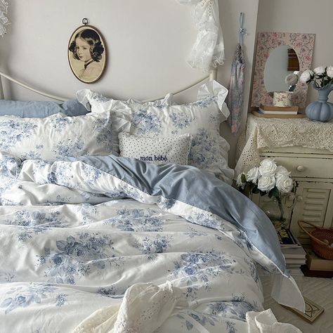 Indulge in timeless elegance with our White Ruffle Floral Bedding Set. Only at Ever Lasting. Immerse yourself in the delicate beauty of floral motifs and the graceful allure of ruffle detailing, transforming your bedroom into a tranquil sanctuary. Elevate your sleep space with the enchanting charm of our White Ruffle Floral Bedding Set today! Blue Bedding Floral, Dorm Room Comforters Twin Xl, Modern Victorian Bedding, Gingham And Floral Bedroom, Blue Bedding Set, Bedding Ideas Blue And White, Blue Elegant Bedroom, Vintage Bed Covers, Antique Feminine Bedroom