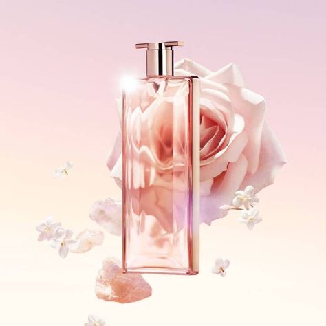 Lancome Rose, Perfume Rose, Lancome Perfume, Perfume Versace, Clive Owen, Isabella Rossellini, Fragrance Bottle, Perfume Reviews, Rose Perfume