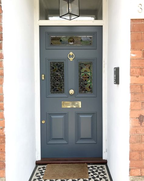 Victorian Stained Glass External Door - London Door Company External Glass Doors, Front Door Landscaping, Victorian Front Door, Green Front Door, Front Doors Uk, Victorian Front Doors, Front Door Inspiration, Traditional Front Doors, Blue Front Door