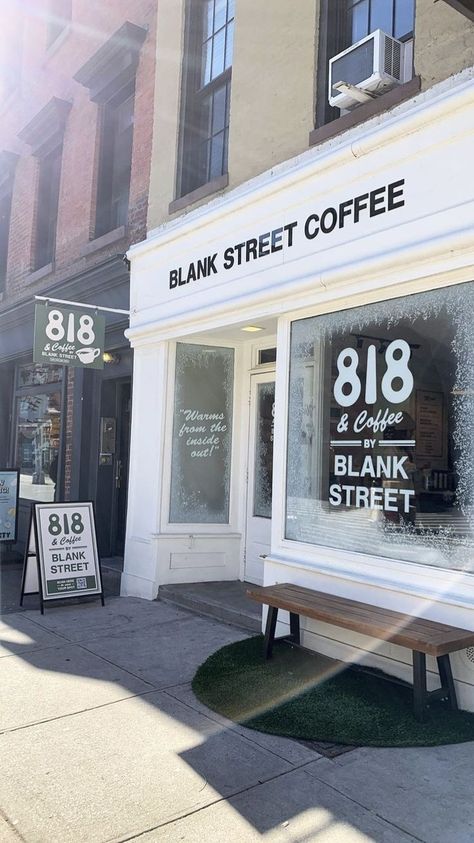 Blank Street Coffee, Blank Street, New York Coffee, Events Place, Street Coffee, Coffee Bike, Nyc Summer, Abstract Wallpaper Backgrounds, Cream Aesthetic