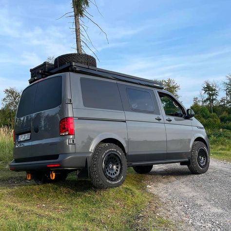 Lifted VW Transporter T6 Off Road Overland Van from Germany Vw California Camper, Bike Storage In Van, Overland Van, Vw Transporter Campervan, Vw Transporter Camper, Vw Camper Conversions, Vw Wagon, Volkswagen T5, Volkswagen Camper Van