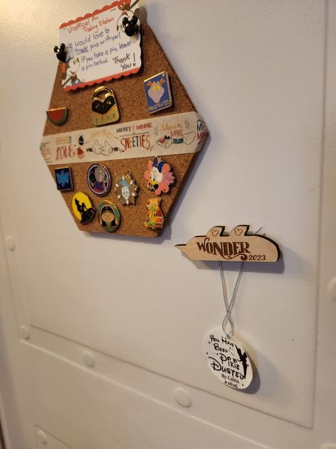 Disney Cruise Pin Trading, Cruise Doors, Disney Cruise Door Decorations, Disney Cruise Door, Cruise Ideas, Cruise Door, Pin Trading, Disney Trading Pins, Disney Crafts