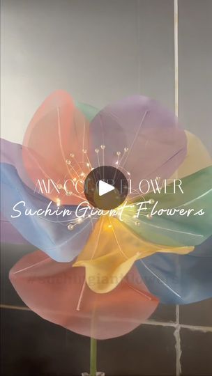 Organza Flowers How To Make, Paper Flower Video, Flower Video, Organza Flowers, Giant Flowers, Color Flower, January 19, Organza Fabric, Big Flowers