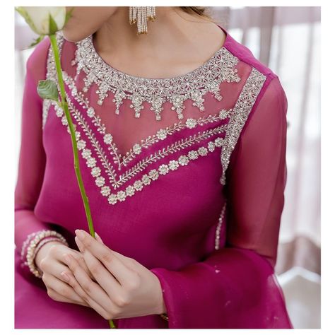 https://www.instagram.com/p/CetSvFpN2If/?igshid=MDJmNzVkMjY= Organza Styles, Neckline Embroidery, Pink Dupatta, Organza Shirt, Latest Dress Design, Pakistani Wedding Outfits, Pakistani Fancy Dresses, Dress Design Patterns, Simple Pakistani Dresses