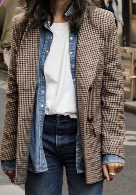 Women’s Business Outfits Winter, Brown Blazer Outfit, Plaid Blazer Outfit, Looks Pinterest, Mode Hippie, Blazer Outfit, Looks Street Style, 가을 패션, Blazer Outfits