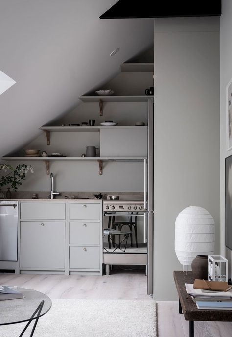 Home tour | A small but stylish attic apartment in Gothenburg | These Four Walls Kitchen Summerhouse, Attic Kitchen Ideas, Loft Garage, Attic Kitchen, Greige Walls, Romantic Kitchen, Small Attic, Attic Design, Attic Apartment