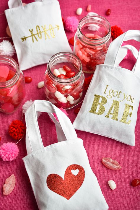 Silly Gifs, Valentine 2024, Crafting Party, San Valentine, I Got You Babe, Berry Breakfast, Chocolate Mugs, Chocolate Mug Cakes, Valentines Day Treats