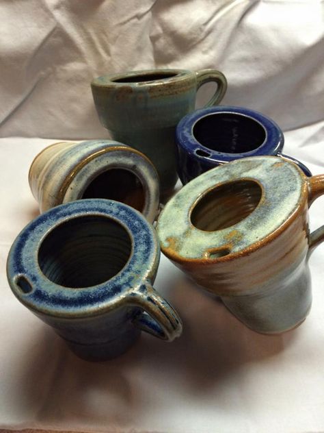 Ceramic Coffee Travel Mugs, Household Pottery Ideas, Pottery Travel Mug Ideas, Ceramic Pottery Coffee & Tea Cups, Clay Travel Mug, Pottery To Go Mug, Weird Pottery Ideas, Interesting Pottery Ideas, Travel Mug Ceramic