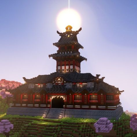 This is the Sun Temple, the holder of the light, and last thing my villagers see before the night comes. I love how the roofline and the shapes came out in this one. The "sun holder" finial and the curve of the middle roof came out exactly as I hoped. This is one of the builds available for download on my Patreon (link in bio). #minecraftbuilds #minecrafttemple #minecraft #minecraftideas #minecraftarchitecture Minecraft Temple Ideas, Japanese Temple Minecraft, Minecraft Japanese Temple, Minecraft Temple, Desert Temple, Minecraft Japanese, Japanese Statue, Minecraft Statues, Mc Builds