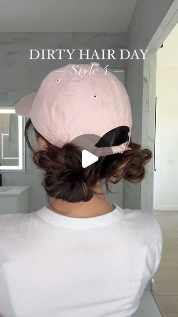 Ali Noskowiak on Instagram: "Dirty Hair Day - Style 4
_____

Tools shown:
➰ Hair ties: Amazon (linked in my bio)
➰ Hat: New Era 9TWENTY Chicago Bulls cap in pink (available on Lids, Fanatics, NBA website and more)

#wavycurly #naturallywavy #wavyupdo #curlyupdo #clawcliphairstyle #dirtyhairstyle" Womens Hat Hairstyles, Hairstyles With Hats Ball Caps, Hair For Hats, Ball Cap Hairstyles, Hairstyles With Hats, Chicago Bulls Cap, Baseball Hat Hairstyles, Wavy Updo, Cap Hairstyles