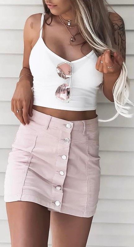 Mode Edgy, Casual Summer Outfits For Women, Pink Denim, Tie Front Dress, Pink Skirt, Cute Summer Outfits, Casual Summer Outfits, Summer Outfits Women, Outfits Casuales