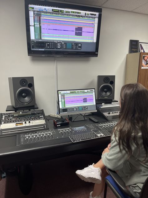 This student is learning about clip gain and automation in Pro Tools #audioengineering #audioengineer #musictech #ProTools #digitalaudio #DAW #production #mixing #studio #school #rockvillemd Music Studio Aesthetic, Edm Logo, Room Sleep, Studio Room Design, Editing Studio, Classic Car Photoshoot, Home Studio Ideas, Audio Production, Soft Launch