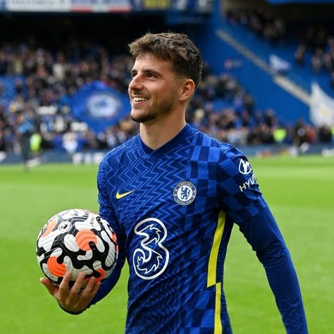 Romance Movie, Chelsea Players, Mason Mount, Club World Cup, Fc Chelsea, Aesthetic Sticker, Chelsea Football Club, Stamford Bridge, England Football