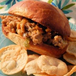 Chicken Cheese Steak Ground Chicken Philly Cheese Steaks, Ground Chicken Cheesesteak, Easy Ways To Cook Chicken, Classic Dinner Recipes, Chicken Cheese Steak, Pretzel Bun Recipe, Chicken Loaf, Cheesesteak Sandwiches, Chicken Cheesesteak