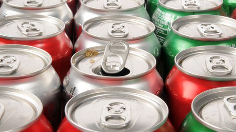 Great news: This @GallupNews poll says 63% of Americans say they avoid soda in their diet, up from 41% in 2002. Swapping out soda with water can reduce you daily sugar intake. George Mcgovern, Dietary Guidelines, Diet Soda, Sugary Drinks, Chest Pain, Artificial Sweetener, Health Articles, Autoimmune Disease, Health Matters