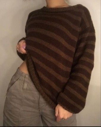 Sixthform Outfits, Blooming Panic, Wear Wolf, Jumper Aesthetic, Form Outfits, Striped Sweater Outfit, Knit Striped Sweater, Knit Inspiration, Brown Jumper