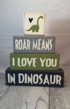 Dinosaur Room Decor Diy, Dinosaur Room Ideas, Dino Bedroom, Dino Room, Nursery Ideas Boy, Dinosaur Nursery Decor, Dinosaur Room Decor, Dinosaur Bedroom, Dinosaur Room