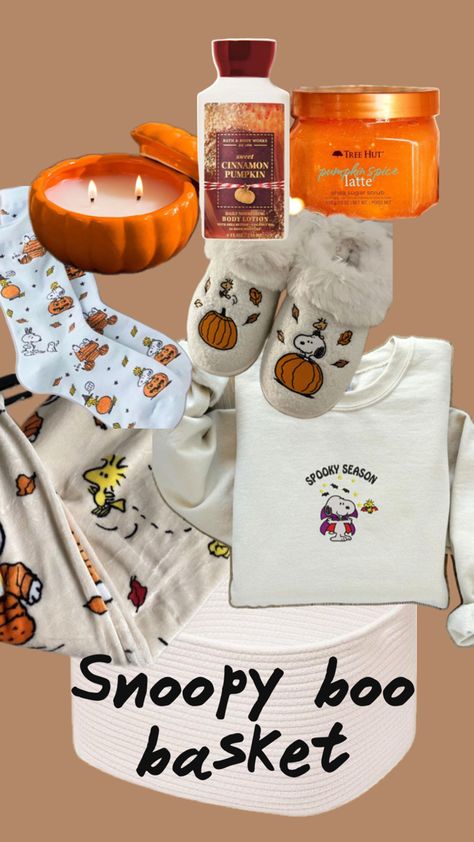 #snoopy Winter Snoopy, Boo Basket, Tree Hut, Basket Ideas, Pumpkin Spice Latte, Body Works, Bath And Body Works, Pumpkin Spice, Body Lotion