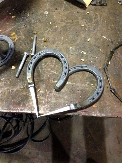 Horse Shoe Welding, Welding Art Ideas, Miller Welding, Metal Sculpture Artists, Welding Training, Welding Art Projects, Diy Welding, Arc Welding, Welding Equipment