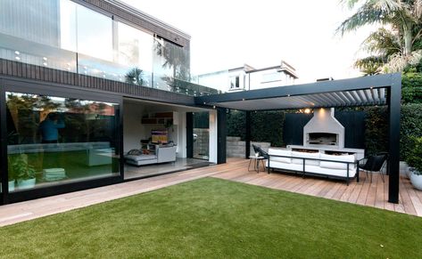 Cost of creating indoor outdoor flow in NZ | Refresh Renovations New Zealand Indoor Outdoor Flow, Colorful Outdoor Furniture, Contemporary Deck, Outdoor Living Space Design, Brighton Houses, Outdoor Fireplace Patio, Side Deck, Cottage Garden Design, Outdoor Room