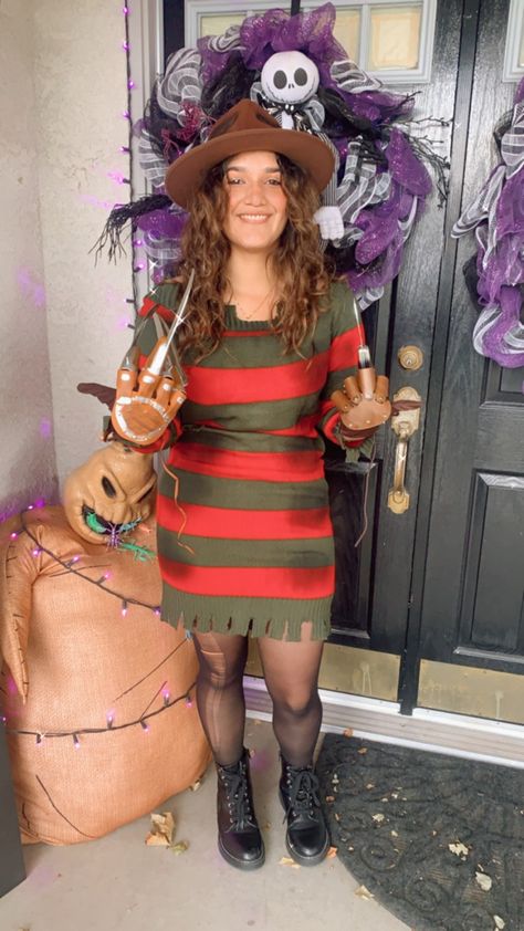 Nightmare on Elm Street Girl Costume Street Girl, Elm Street, Nightmare On Elm Street, Girl Costumes, Festival Captain Hat, Captain Hat, Halloween Costumes, Harajuku, Festival