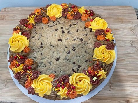 Fall Themed Cookie Cake, Thanksgiving Cookie Cake Designs, Thanksgiving Cookie Cakes, Great American Cookie Cake Designs, Fall Cookie Cakes, Fall Cookie Cake Designs, Fall Cookie Cake, Thanksgiving Cookie Cake, Cookie Cakes Decorated