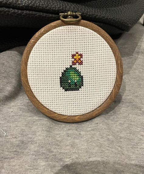 Vickiii (@saturdaystitches1) posted on Instagram: “Stardew valley slime! Available in my Etsy store :) • • • #slime #stardew #stardewvalley #sdv #stardewvalleyfanart…” • Nov 29, 2021 at 4:33pm UTC Stardew Embroidery, Stardew Valley Embroidery, Stardew Valley Cross Stitch, Stardew Valley Fanart, Animal Tarot, Stardew Valley, Cross Stitching, Fiber Arts, Art References