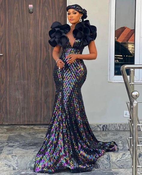 American Prom, Prom Dresses Mermaid, Latest Aso Ebi Styles, African Prom Dresses, Chic Dress Classy, Best African Dresses, Lace Gown Styles, African Wear Dresses, Lace Dress Styles