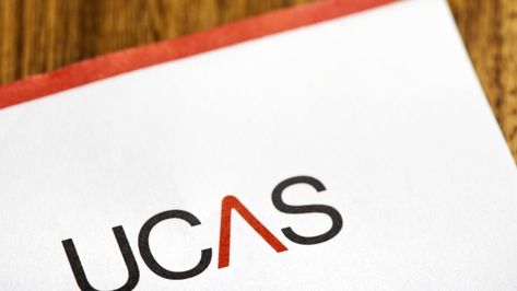 Ucas Application Acceptance, Ucas Application, Personal Statements, Uk University, Writers Help, Tips For Writing, Uk Universities, Writing Assignments, Academic Motivation