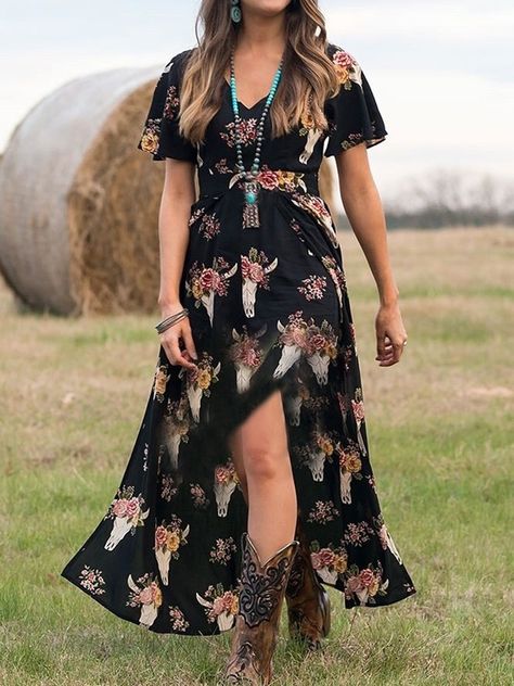 Black Holiday Dress, Weaving Dress, Boho Dresses Long, Vestidos Vintage, Plus Size Shorts, Floral Print Shorts, Boho Casual, Western Dresses, Skirt Pattern