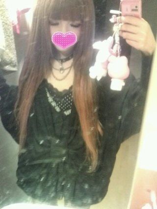 Gif Black, Gyaru Fashion, Fashion Inspo, Gif, Mirror, Pink, Black